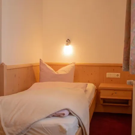 Haus Marga Pensjonat 3*